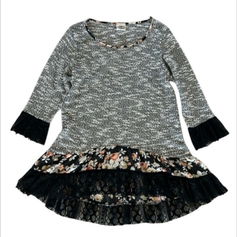 RODS western wear size XL floral lace blouse